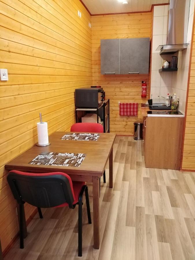 Kauba 6-6 Apartment Kuressaare Ngoại thất bức ảnh