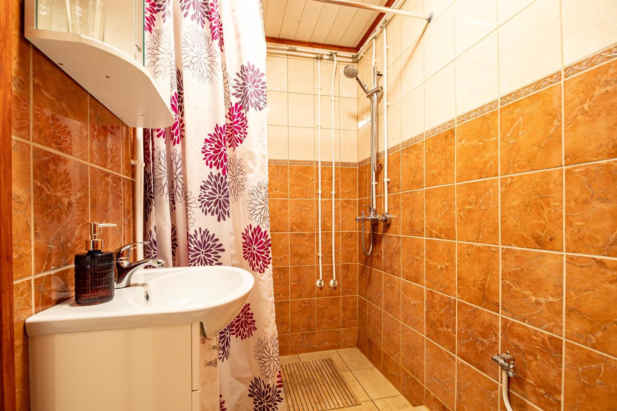 Kauba 6-6 Apartment Kuressaare Ngoại thất bức ảnh